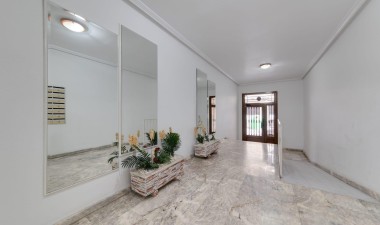 Apartamento / piso - Reventa - Torrevieja - Estacion De Autobuses