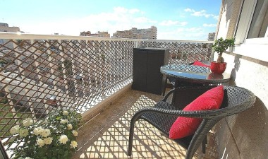 Apartamento / piso - Reventa - Torrevieja - Nueva Torrevieja