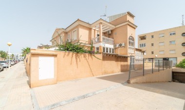 Apartment / flat - Resale - Orihuela Costa - La Zenia