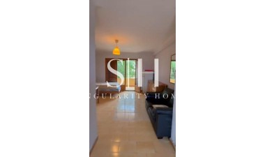 Apartment / flat - Resale - Torrevieja - Centro