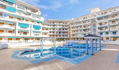 Apartment / flat - Resale - Torrevieja - La Mata