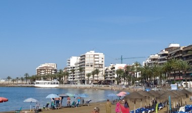 Apartment / flat - Resale - Torrevieja - PLAYA DEL CURA - CENTRO