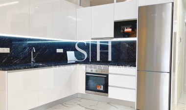 Appartement / flat - Herverkoop - Torrevieja - Playa del Cura