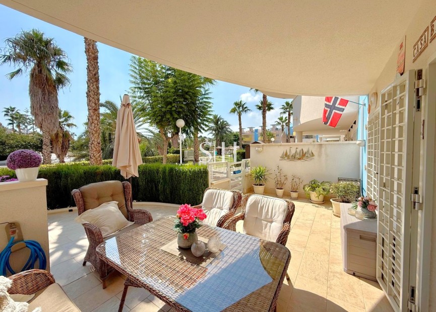 Återförsäljning - Apartament - Orihuela Costa - Villamartín
