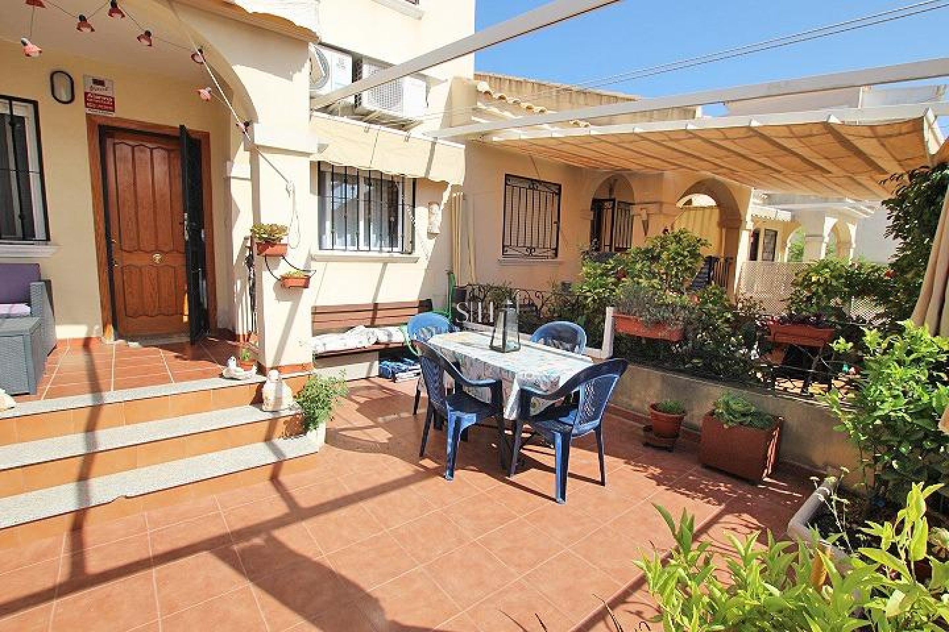Återförsäljning - Bungalow - Guardamar del Segura - 03140