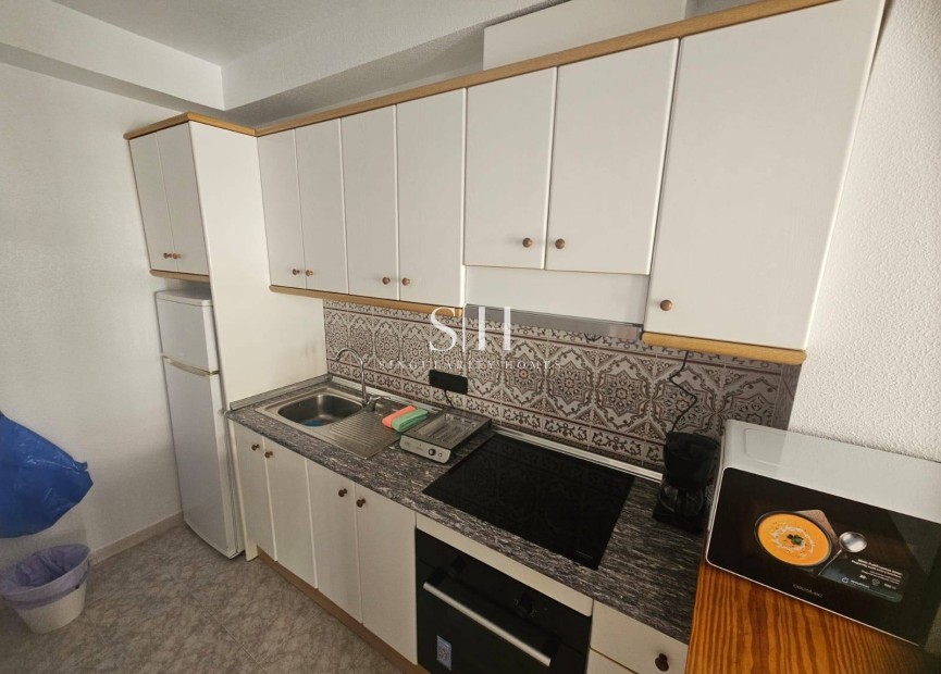 Återförsäljning - Bungalow - Orihuela Costa - La Zenia