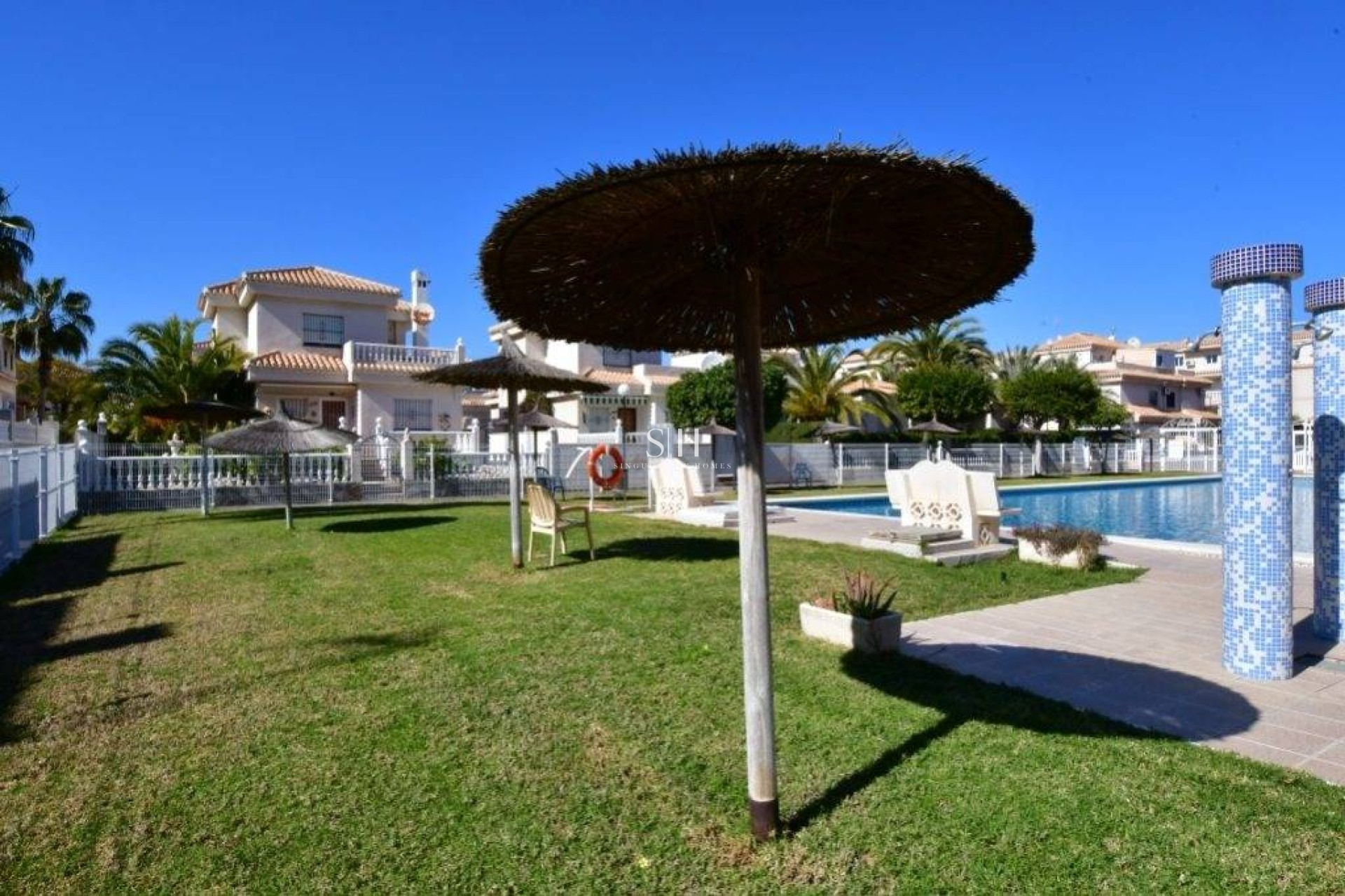 Återförsäljning - Bungalow - Orihuela Costa - La Zenia