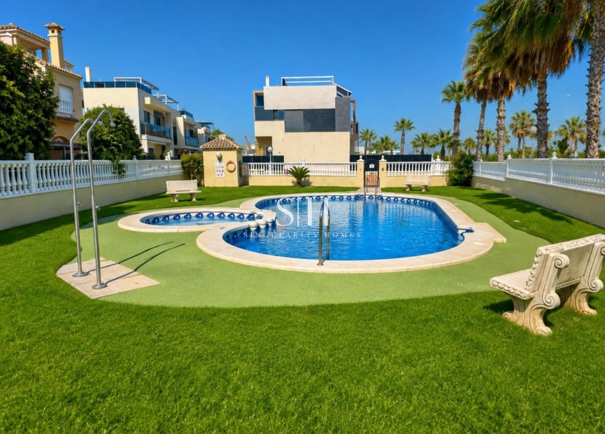 Återförsäljning - Bungalow - Orihuela Costa - Lomas de Cabo Roig