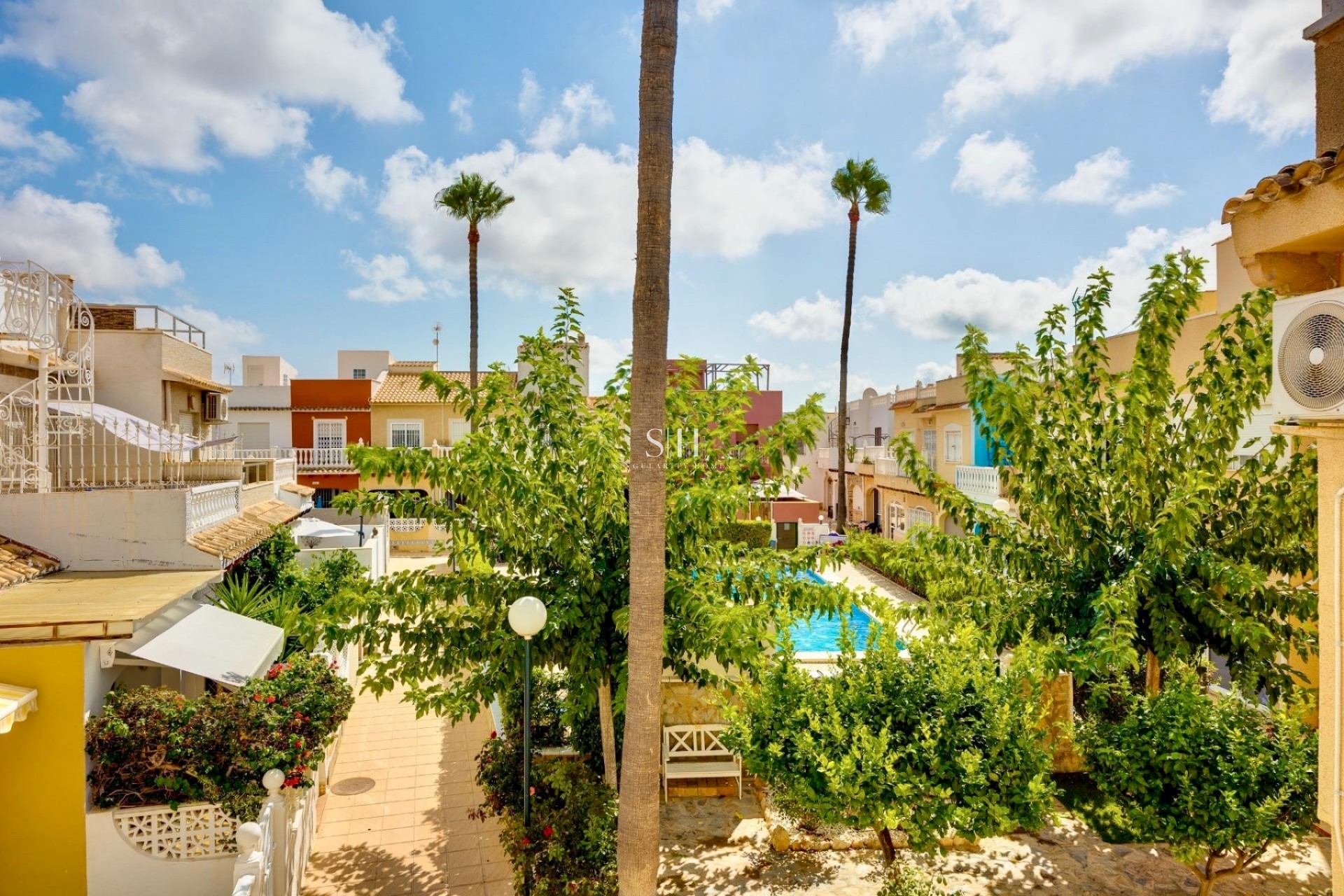 Återförsäljning - Bungalow - Orihuela Costa - Los Almendros - La Florida