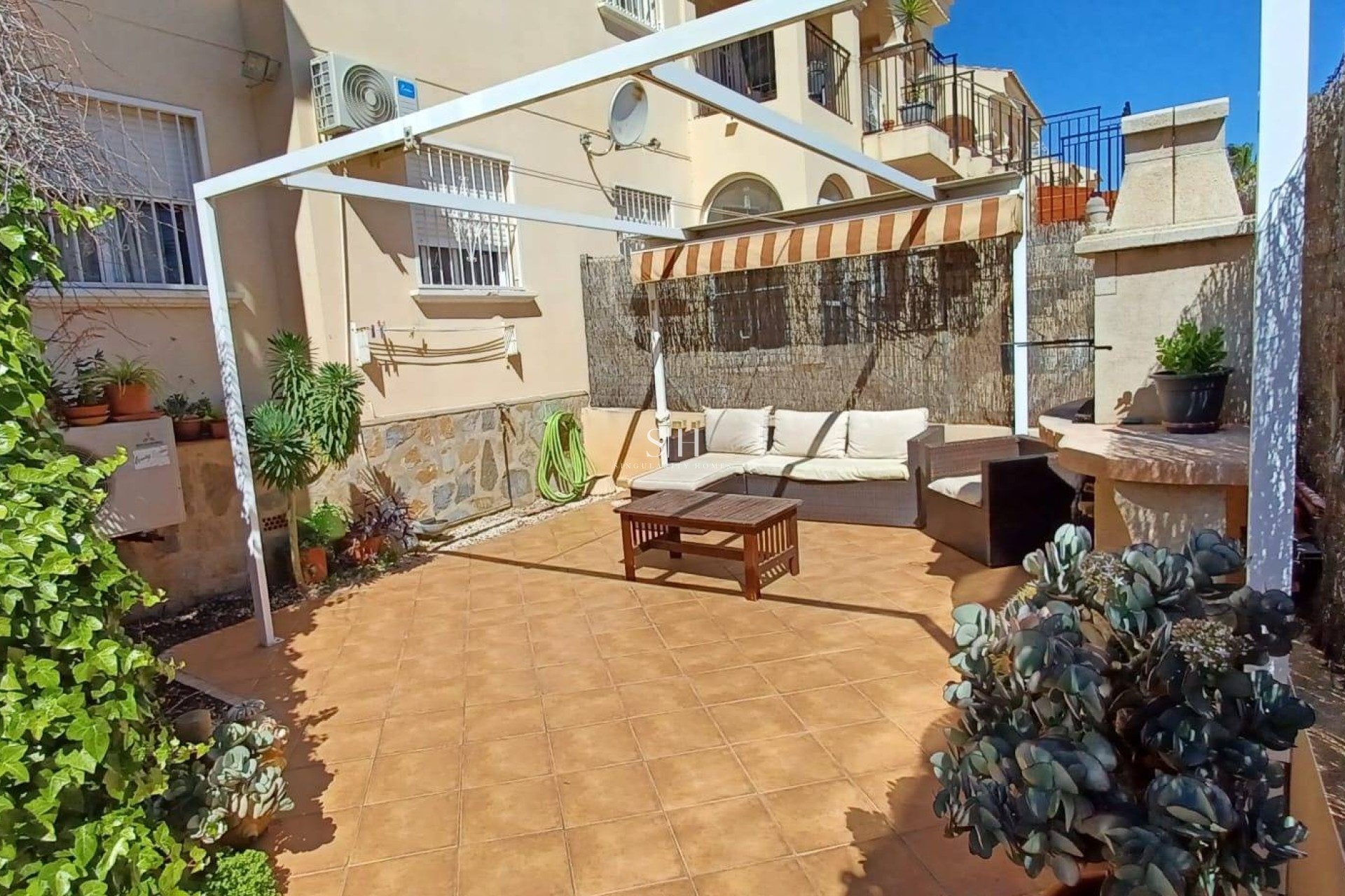 Återförsäljning - Bungalow - Orihuela Costa - Los Almendros-la Florida