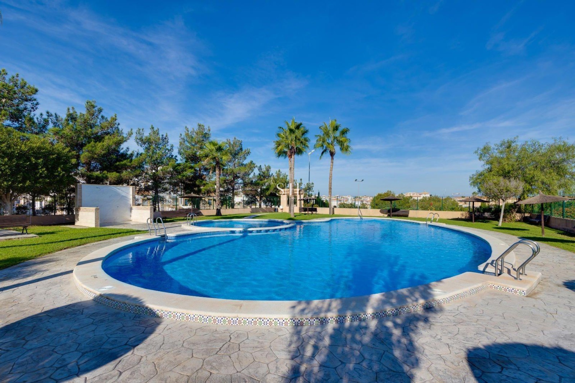 Återförsäljning - Bungalow - Orihuela Costa - Los Altos