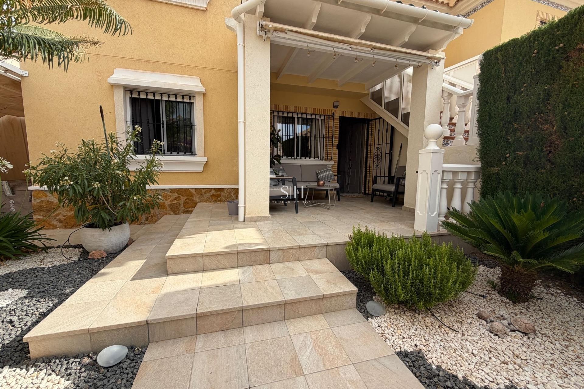 Återförsäljning - Bungalow - Orihuela Costa - Los Dolses