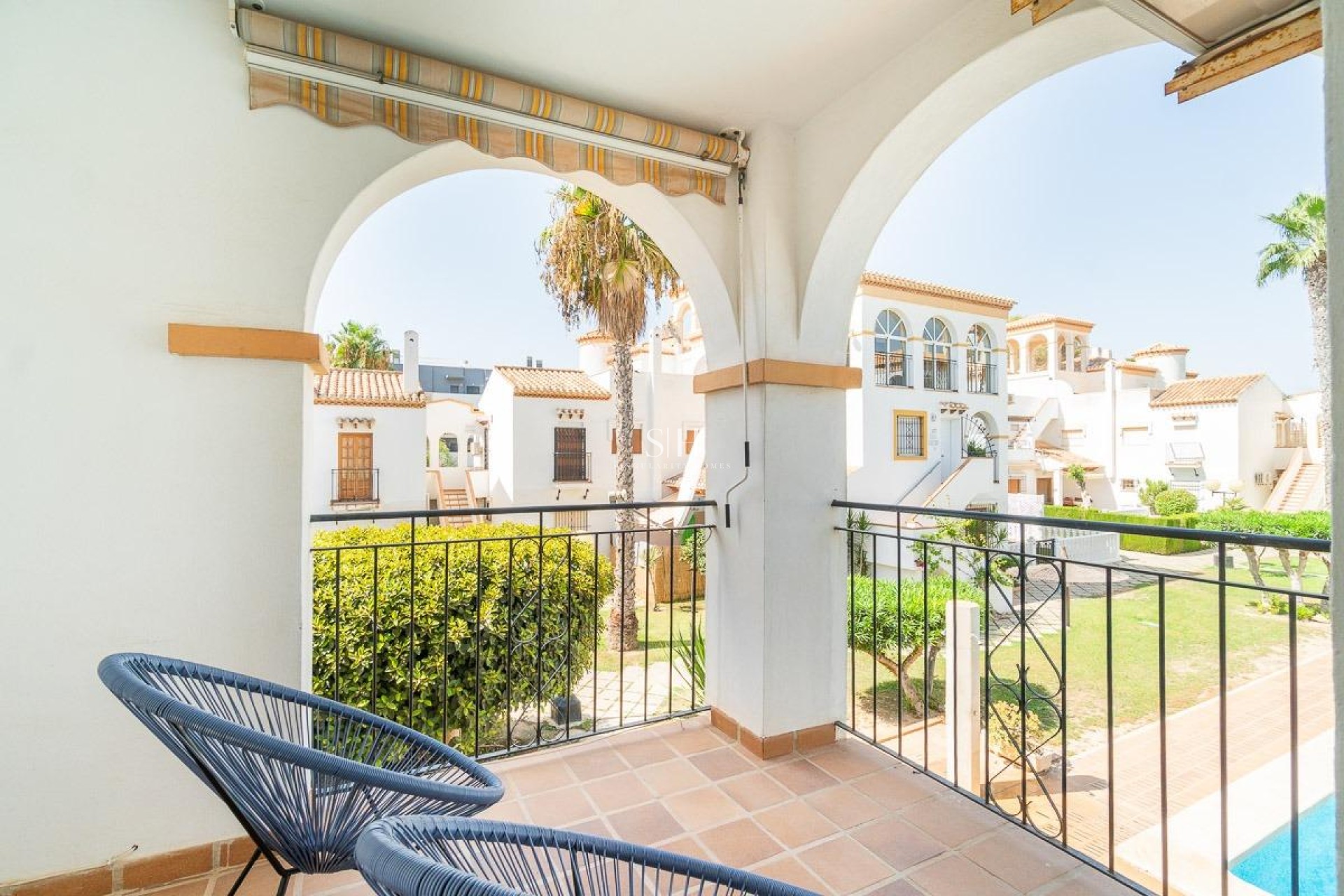 Återförsäljning - Bungalow - Orihuela Costa - Playa Flamenca
