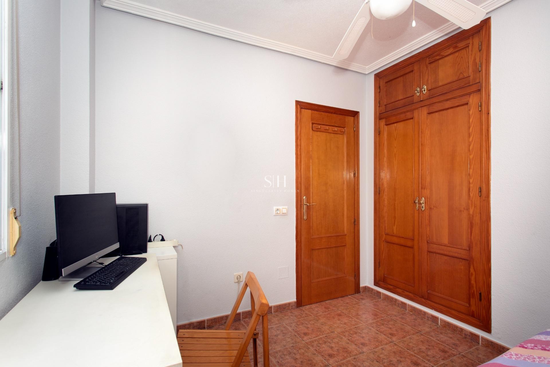 Återförsäljning - Bungalow - Orihuela Costa - Punta Prima