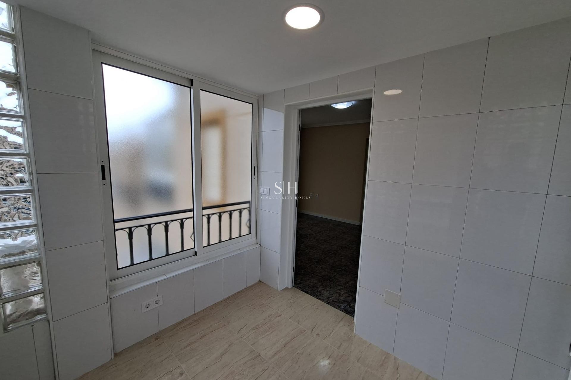 Återförsäljning - Bungalow - Orihuela Costa - Punta Prima