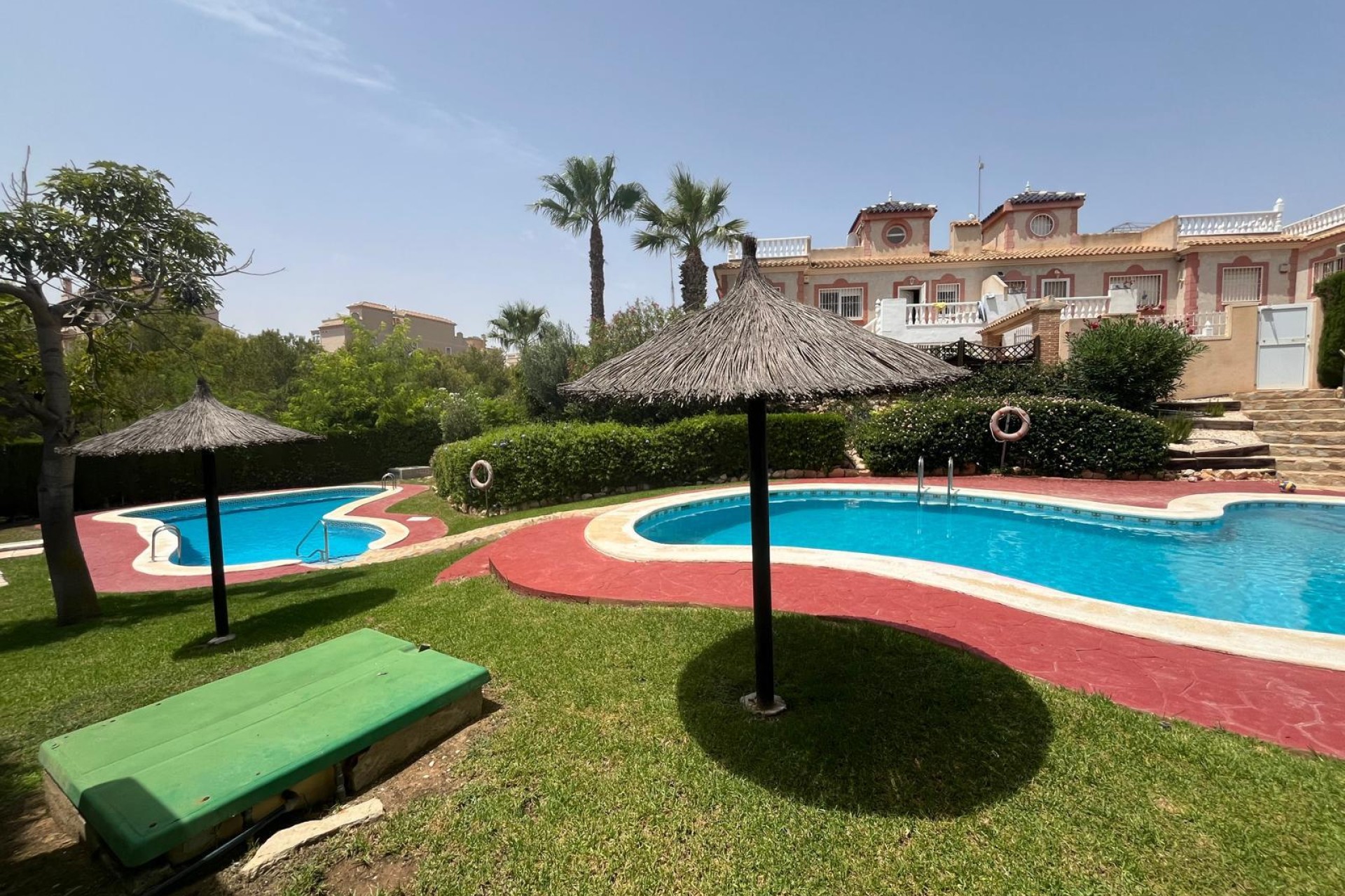 Återförsäljning - Bungalow - Orihuela Costa - Punta Prima