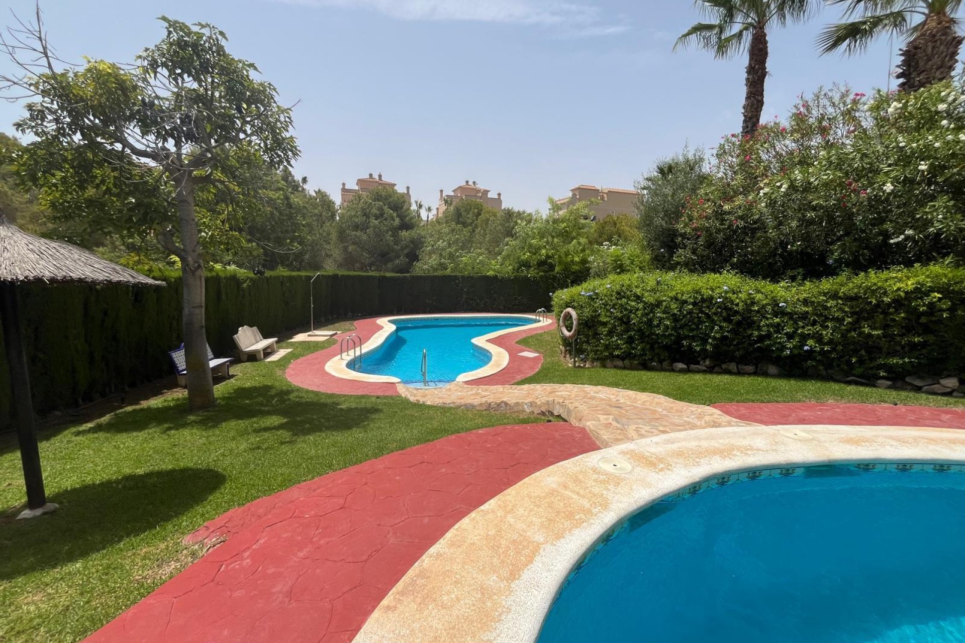 Återförsäljning - Bungalow - Orihuela Costa - Punta Prima