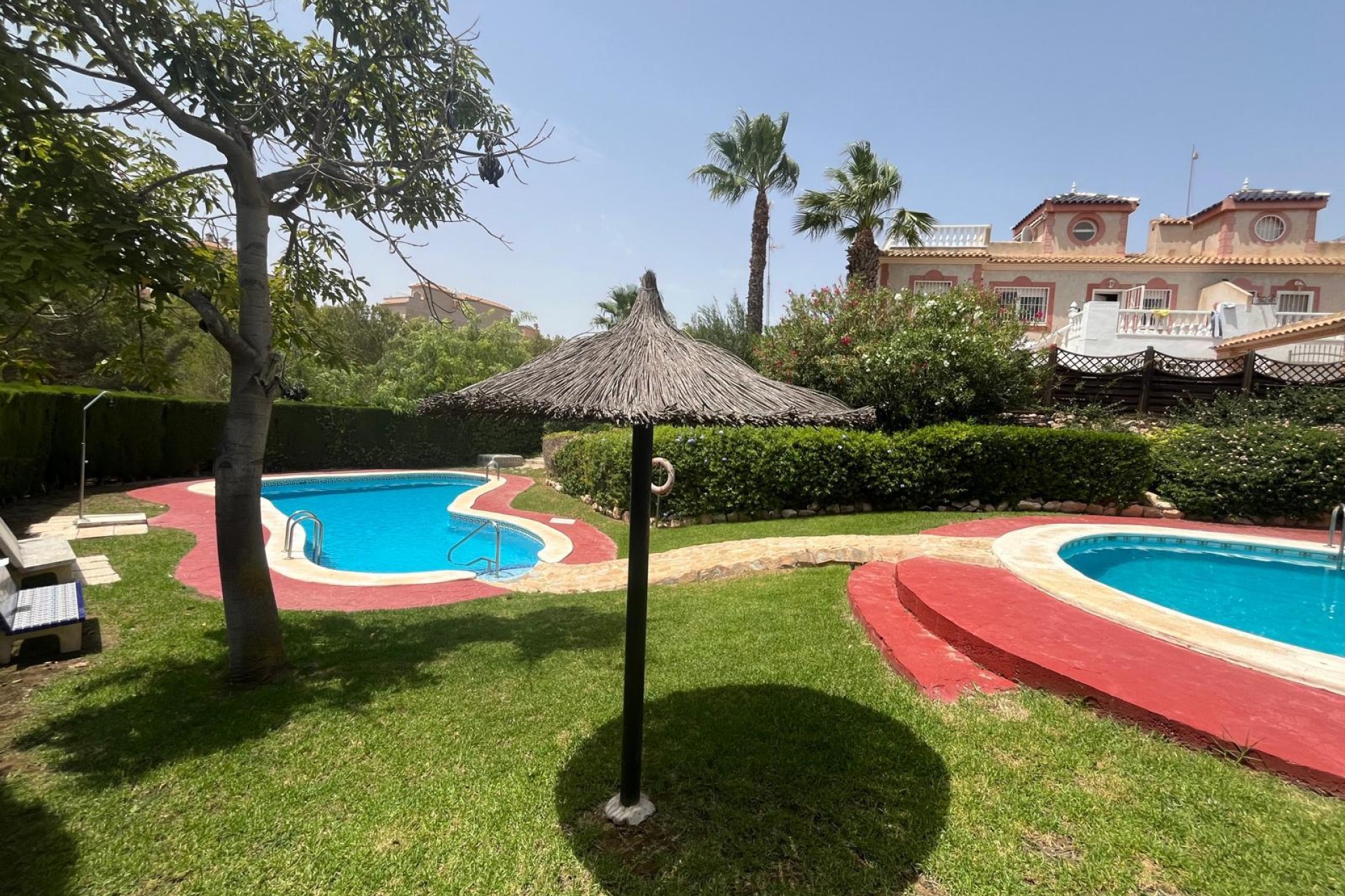 Återförsäljning - Bungalow - Orihuela Costa - Punta Prima