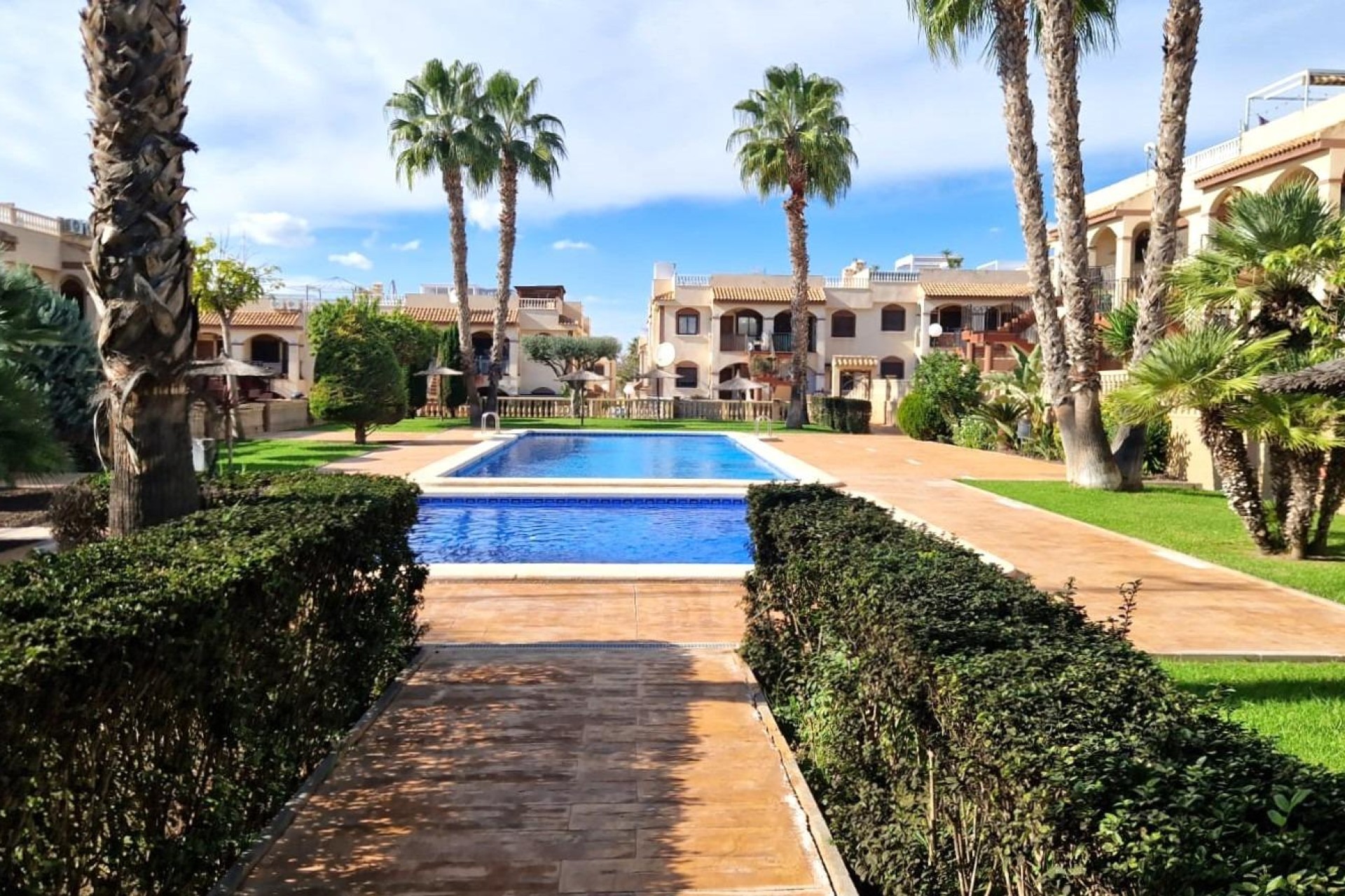 Återförsäljning - Bungalow - Torrevieja - Aguas nuevas 1