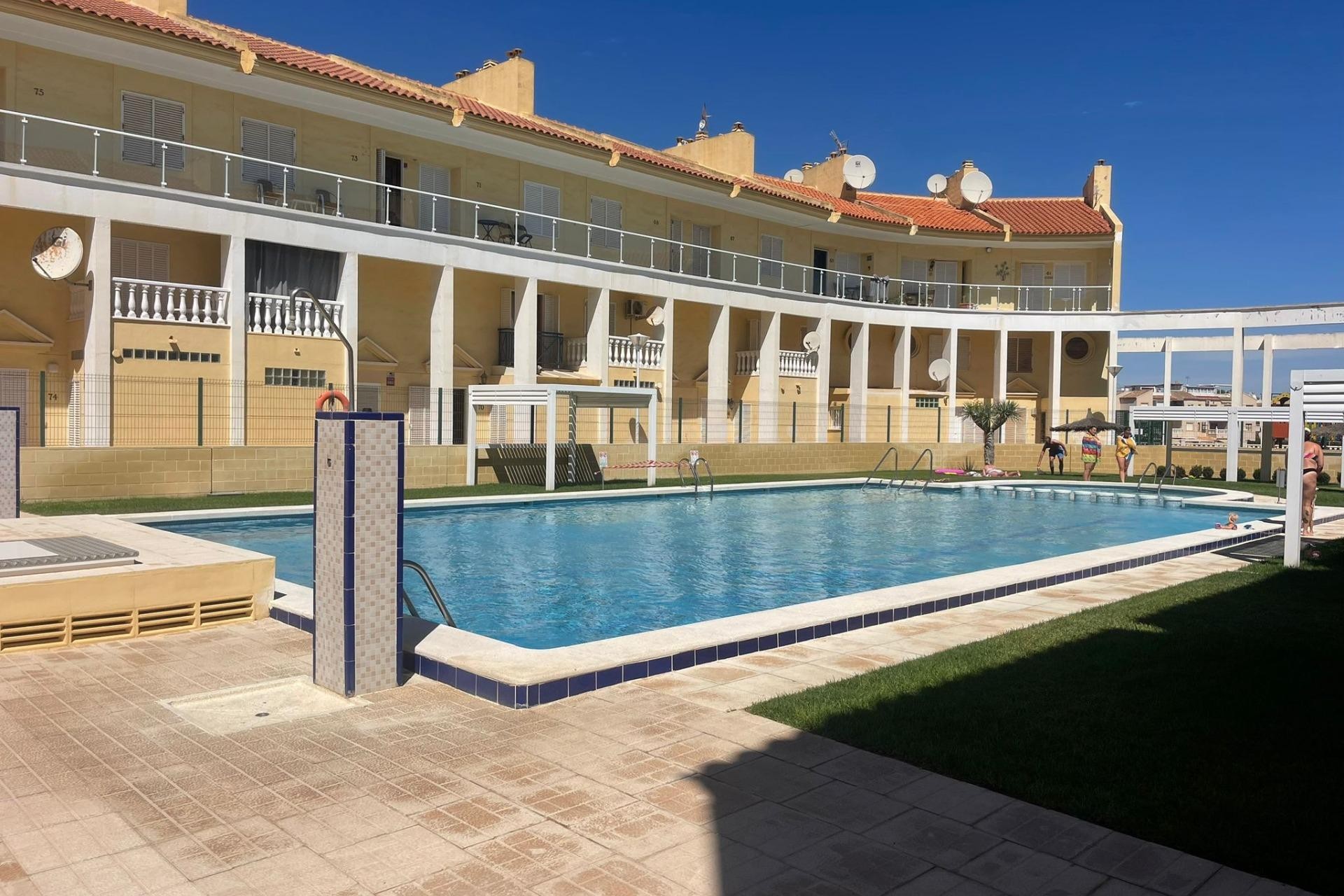 Återförsäljning - Bungalow - Torrevieja - Aguas Nuevas 2