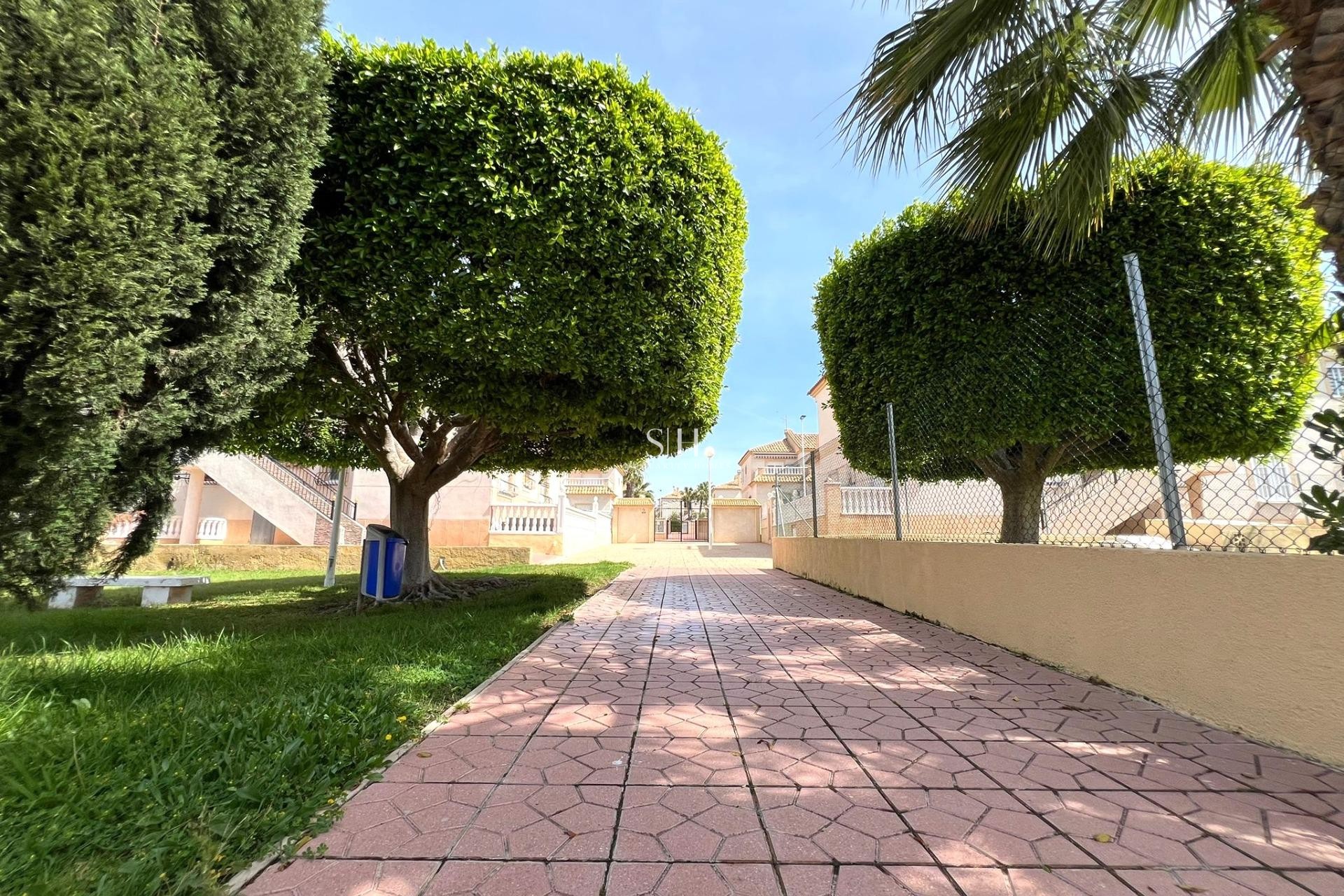 Återförsäljning - Bungalow - Torrevieja - aguas nuevas