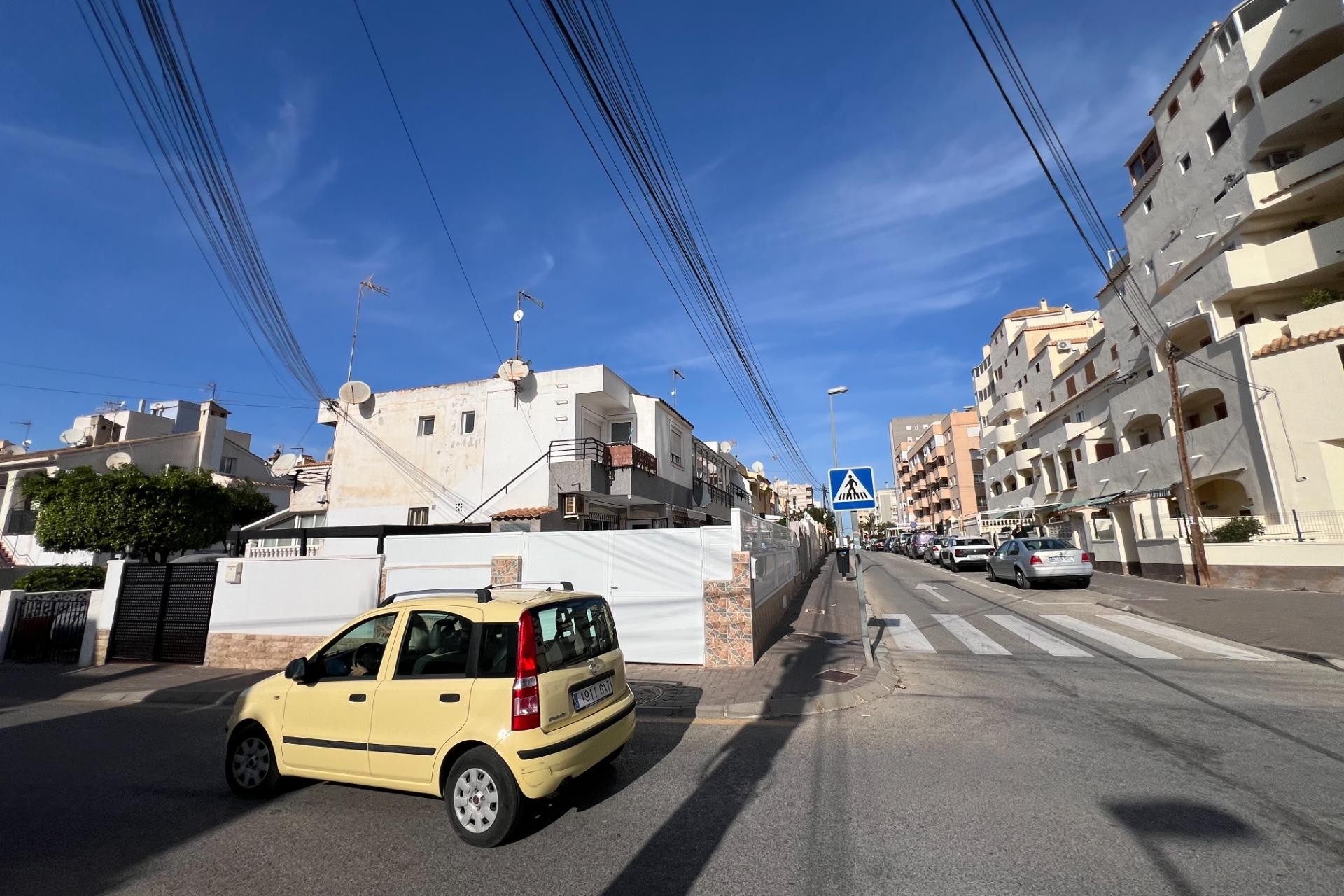 Återförsäljning - Bungalow - Torrevieja - Calas Blanca