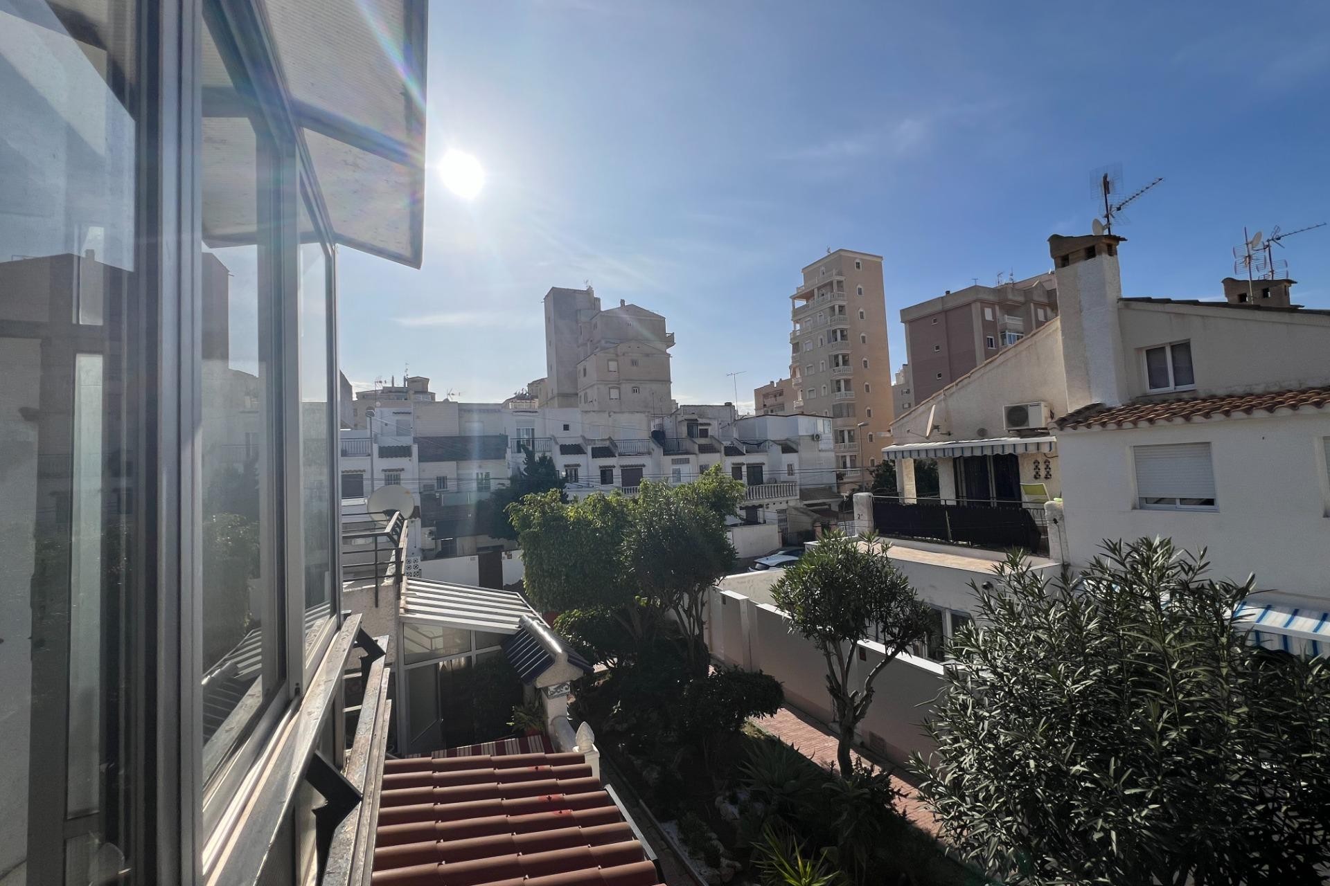 Återförsäljning - Bungalow - Torrevieja - Calas Blanca