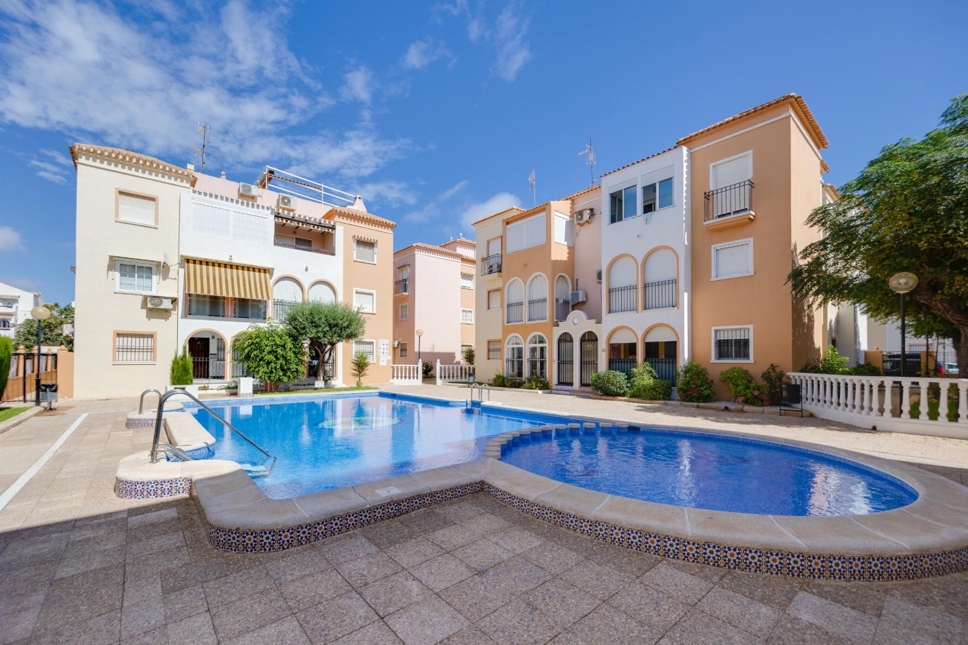 Återförsäljning - Bungalow - Torrevieja - Costa Blanca