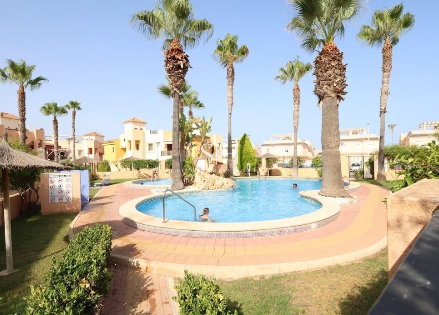 Återförsäljning - Bungalow - Torrevieja - Costa Blanca