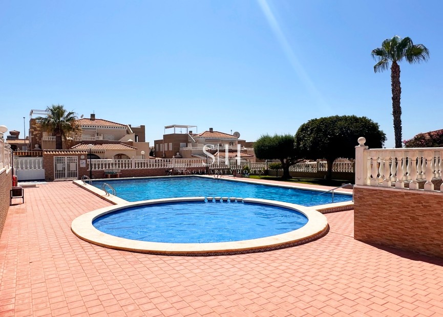 Återförsäljning - Bungalow - Torrevieja - Costa Blanca