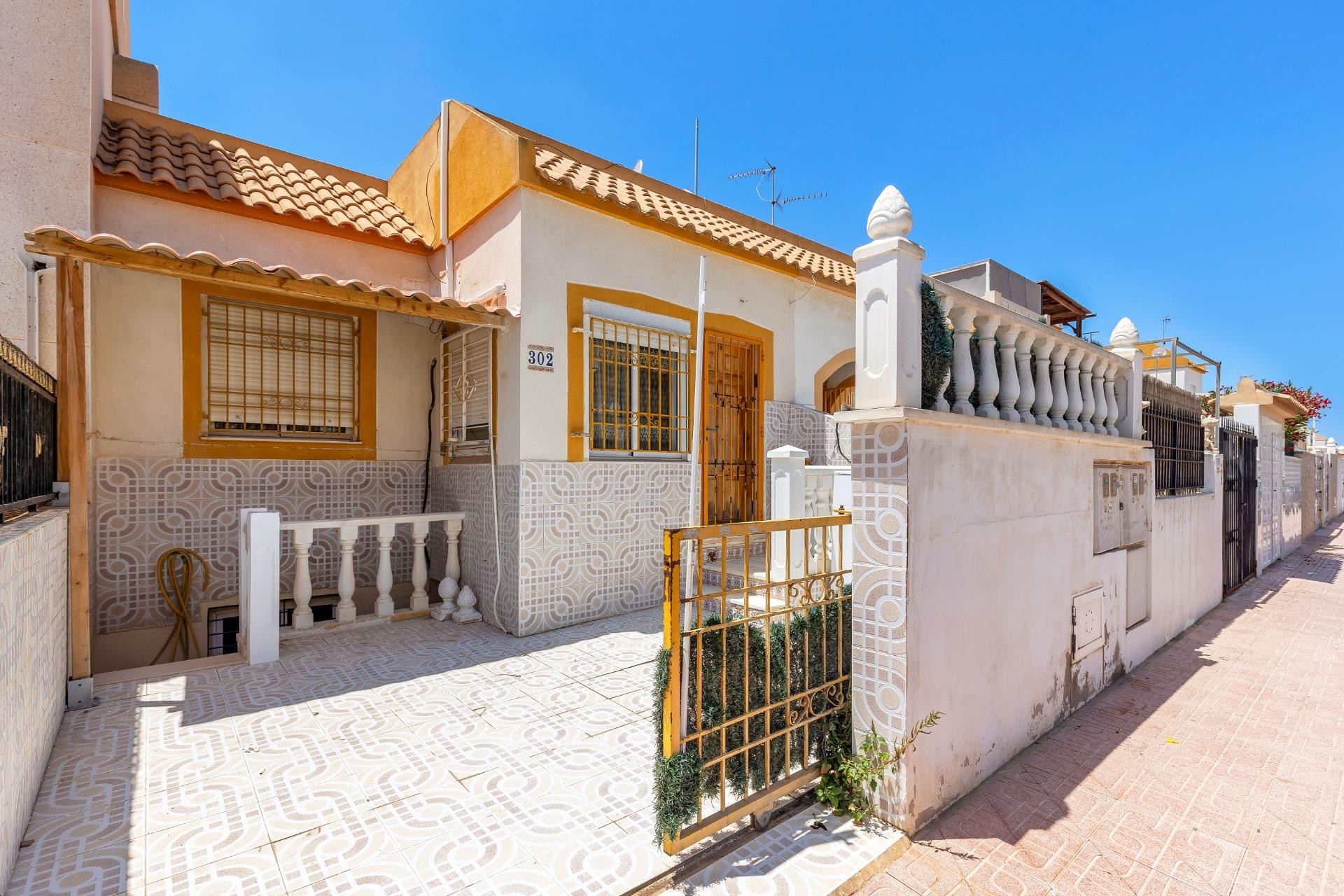 Återförsäljning - Bungalow - Torrevieja - El Limonar