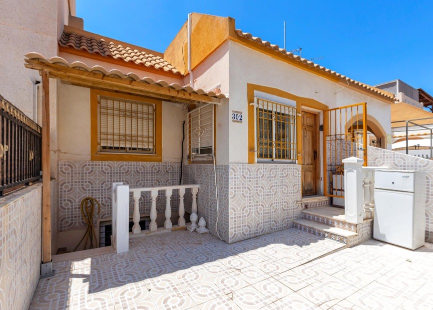 Återförsäljning - Bungalow - Torrevieja - El Limonar