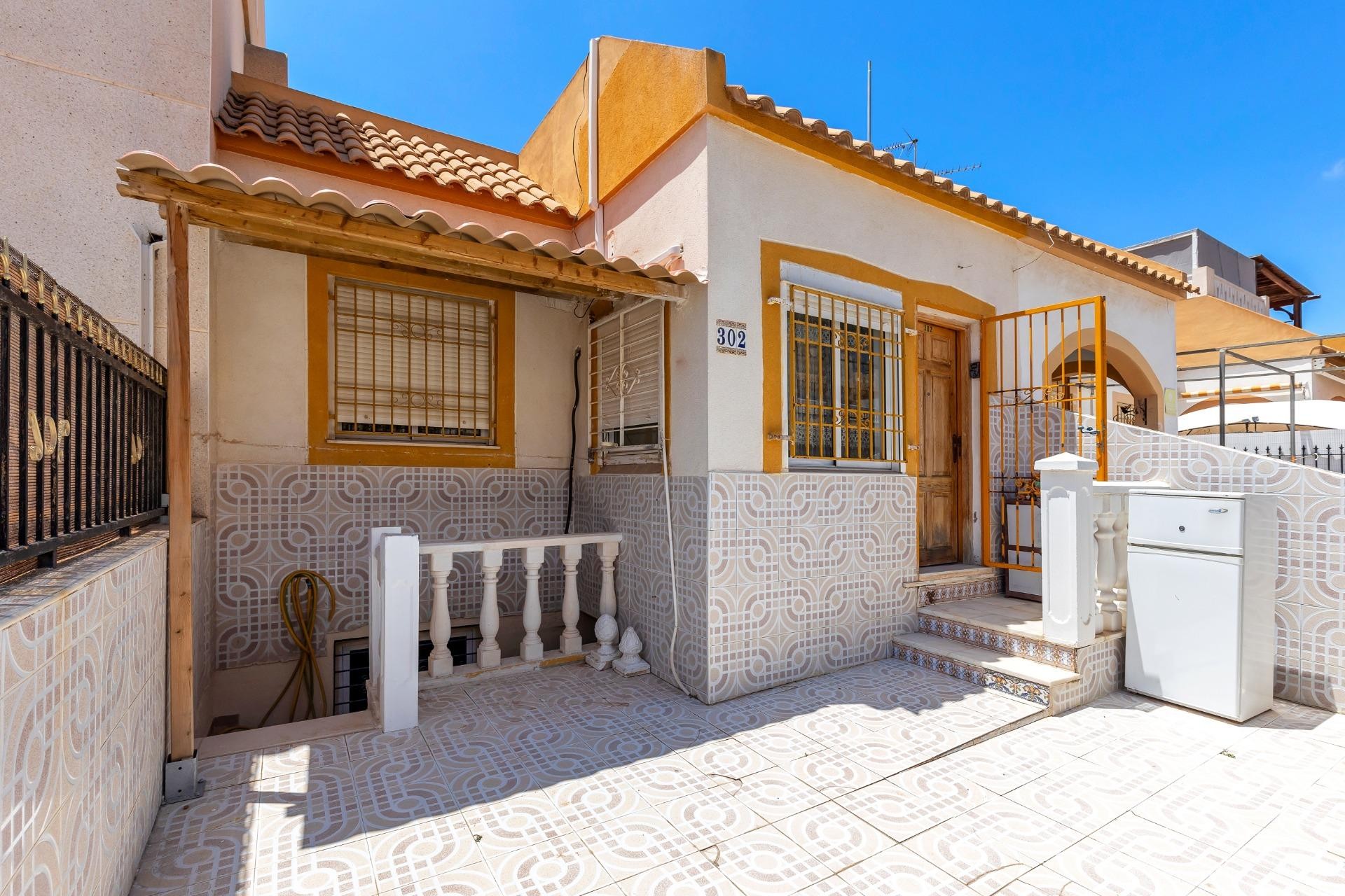 Återförsäljning - Bungalow - Torrevieja - El Limonar