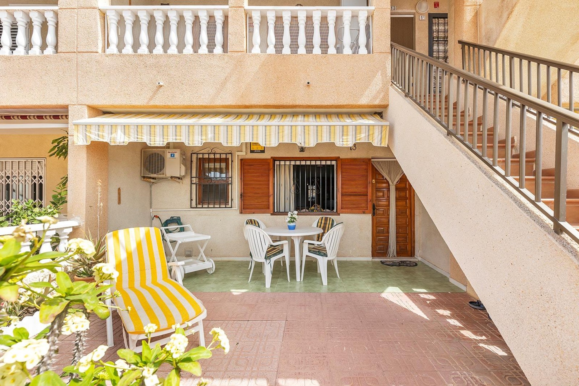 Återförsäljning - Bungalow - Torrevieja - La Mata