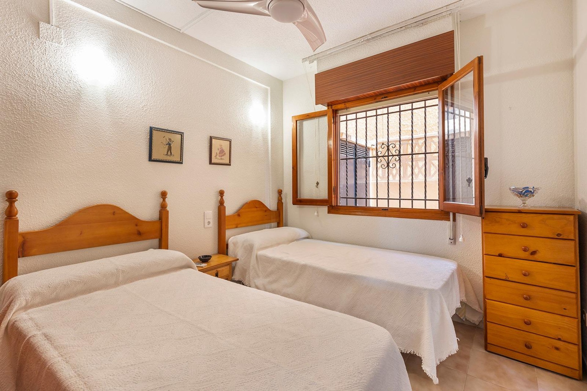 Återförsäljning - Bungalow - Torrevieja - La Mata