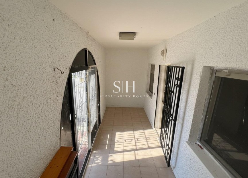 Återförsäljning - Bungalow - Torrevieja - La Siesta - El Salado - Torreta