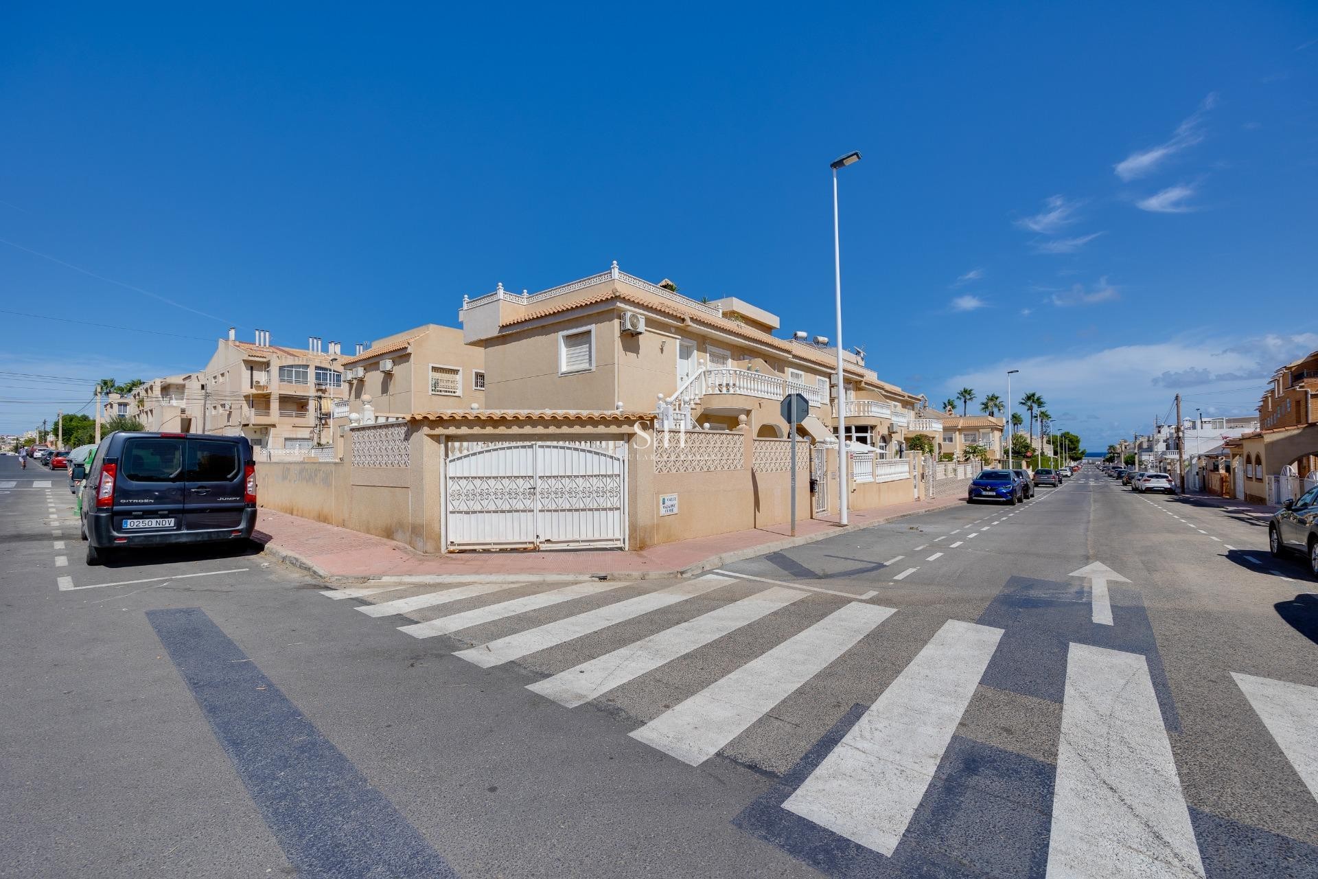 Återförsäljning - Bungalow - Torrevieja - Los Frutales