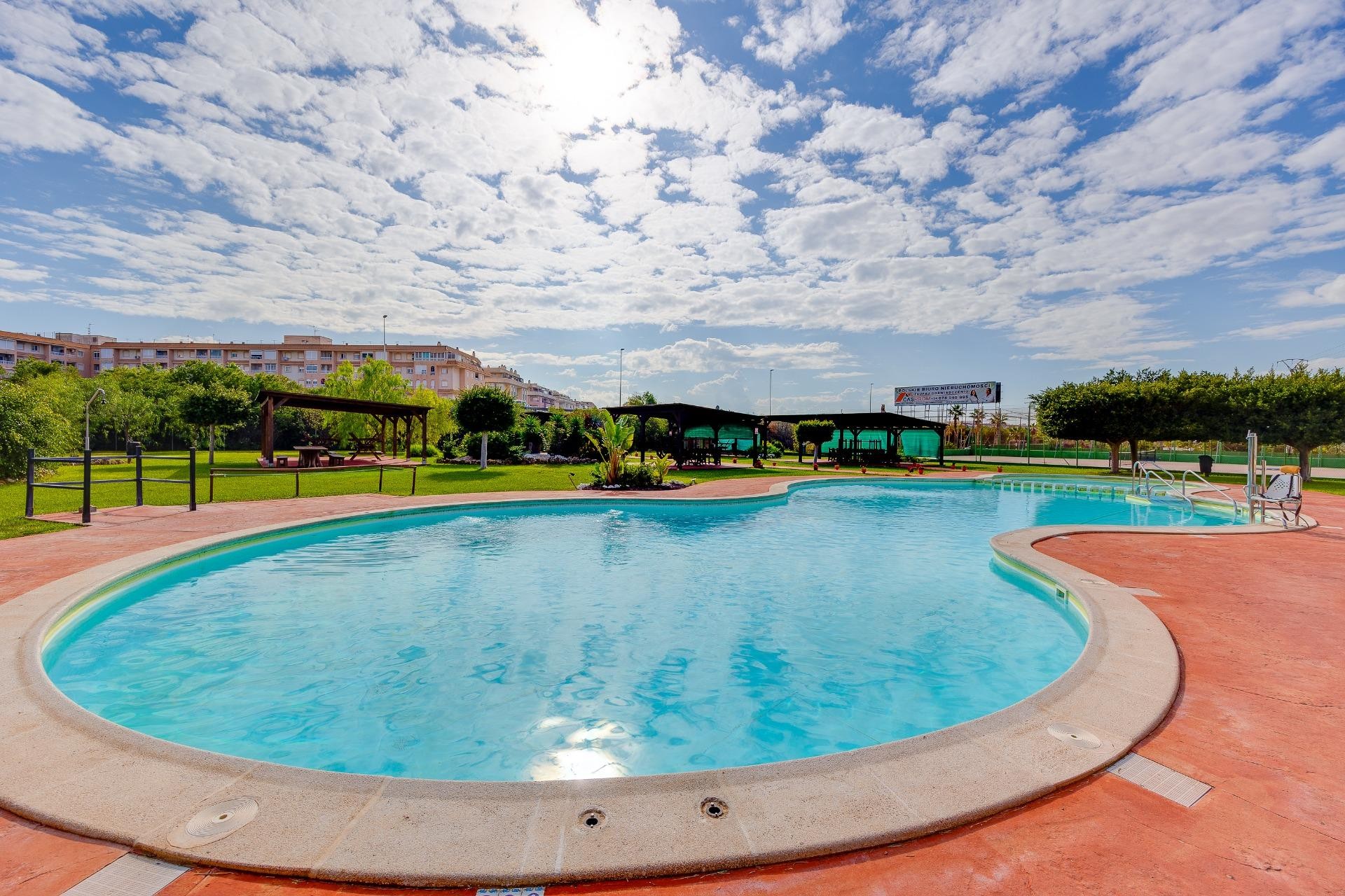 Återförsäljning - Bungalow - Torrevieja - Parque las naciones