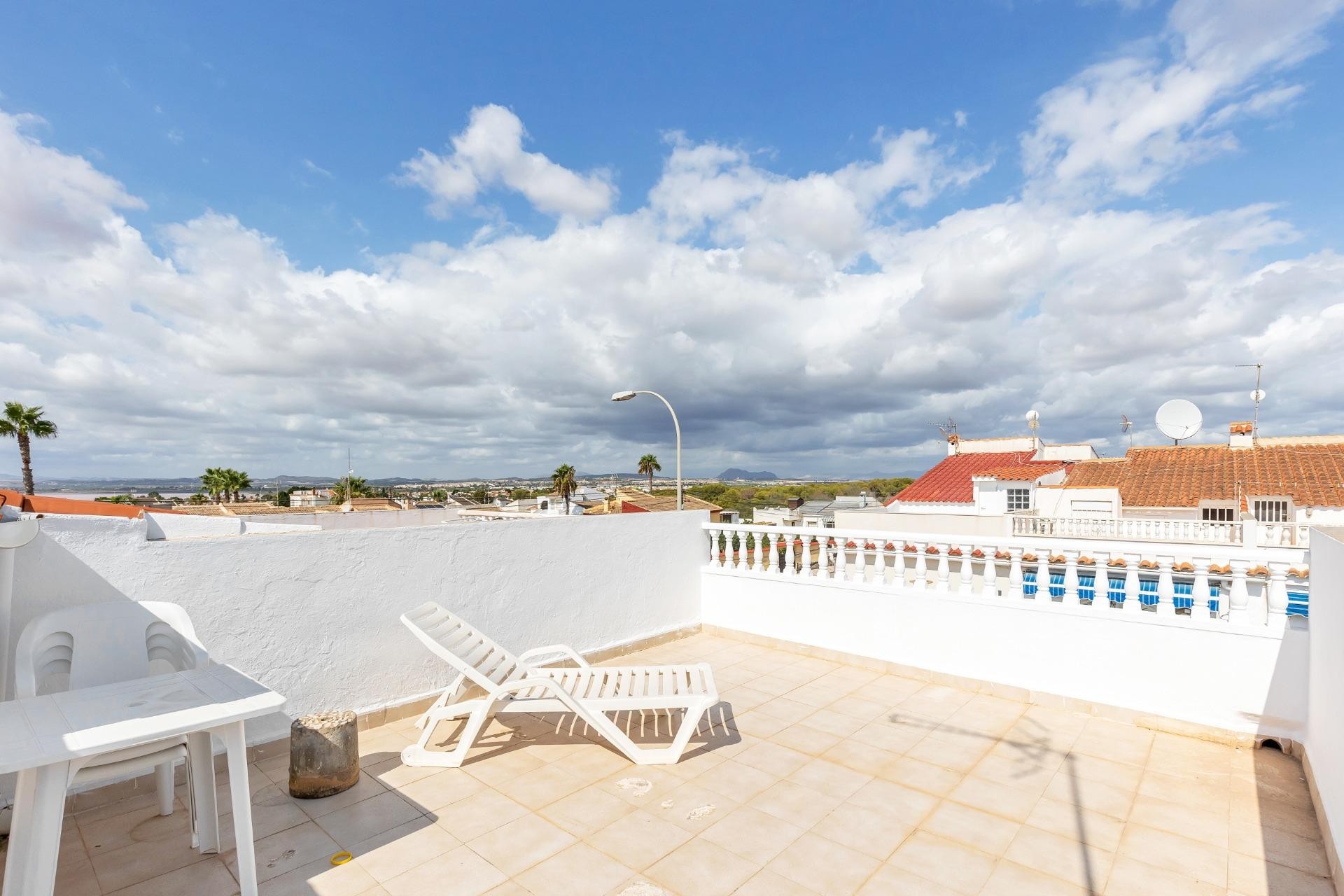 Återförsäljning - Bungalow - Torrevieja - San Luis