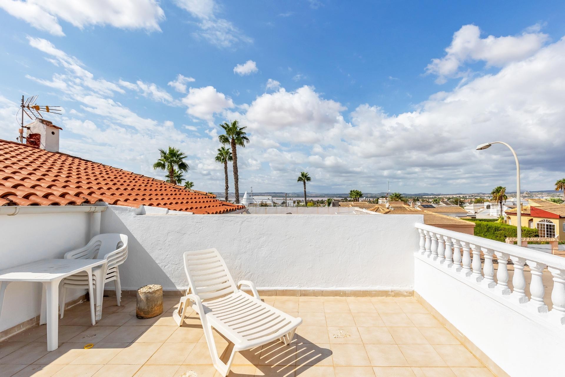 Återförsäljning - Bungalow - Torrevieja - San Luis