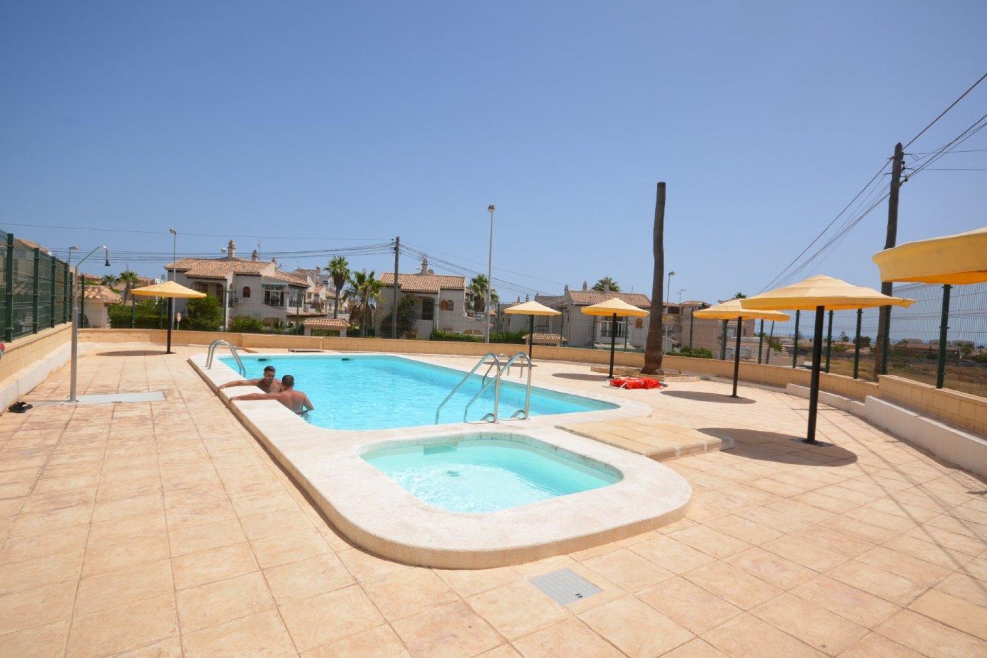 Återförsäljning - Bungalow - Torrevieja - Torreblanca