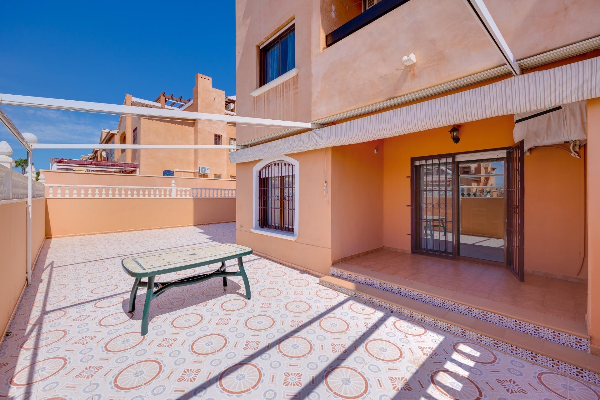 Återförsäljning - Bungalow - Torrevieja - Torrejón