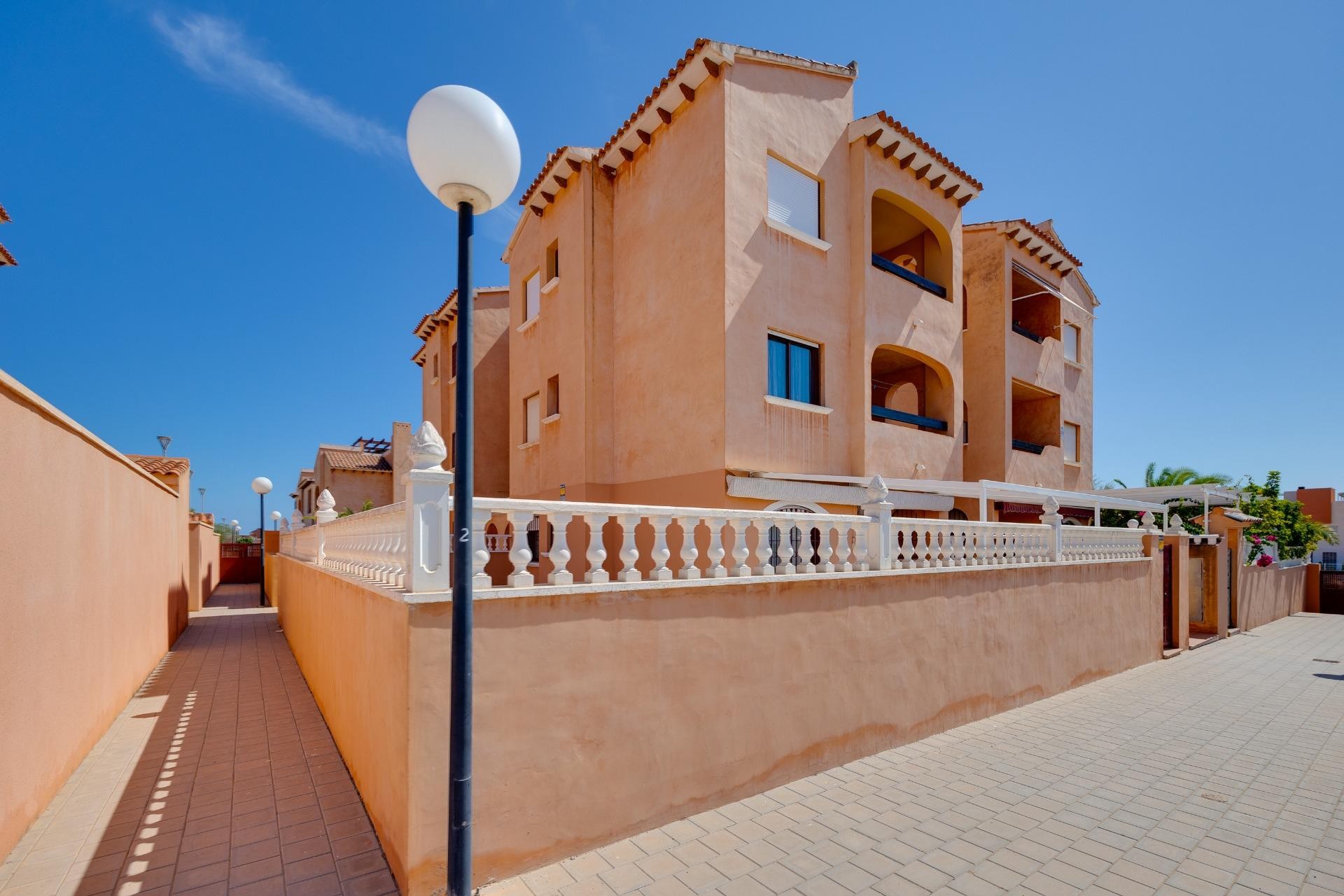 Återförsäljning - Bungalow - Torrevieja - Torrejón