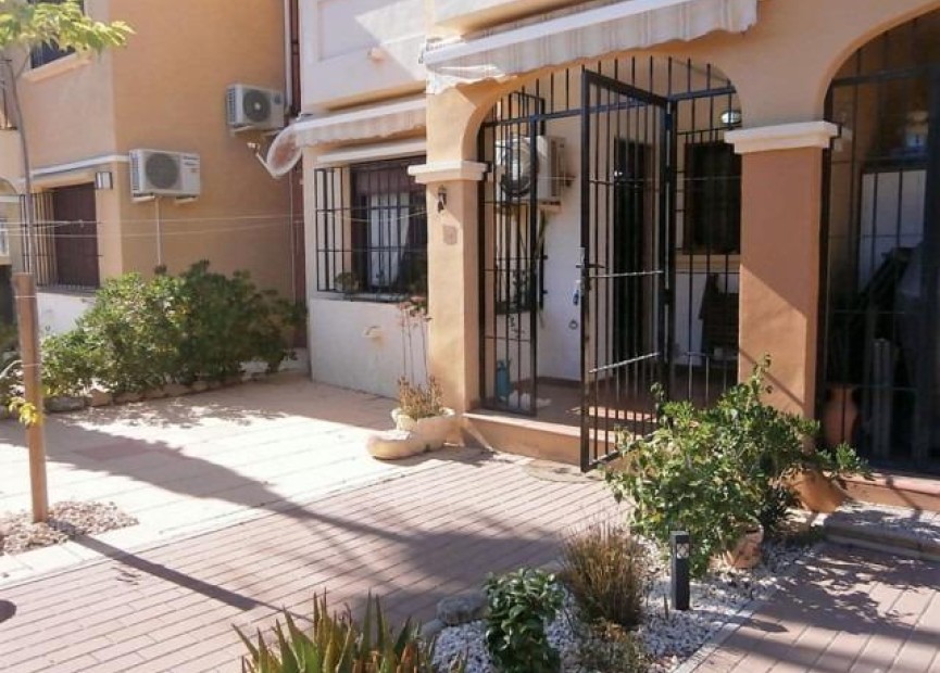 Återförsäljning - Bungalow - Torrevieja - Torretas