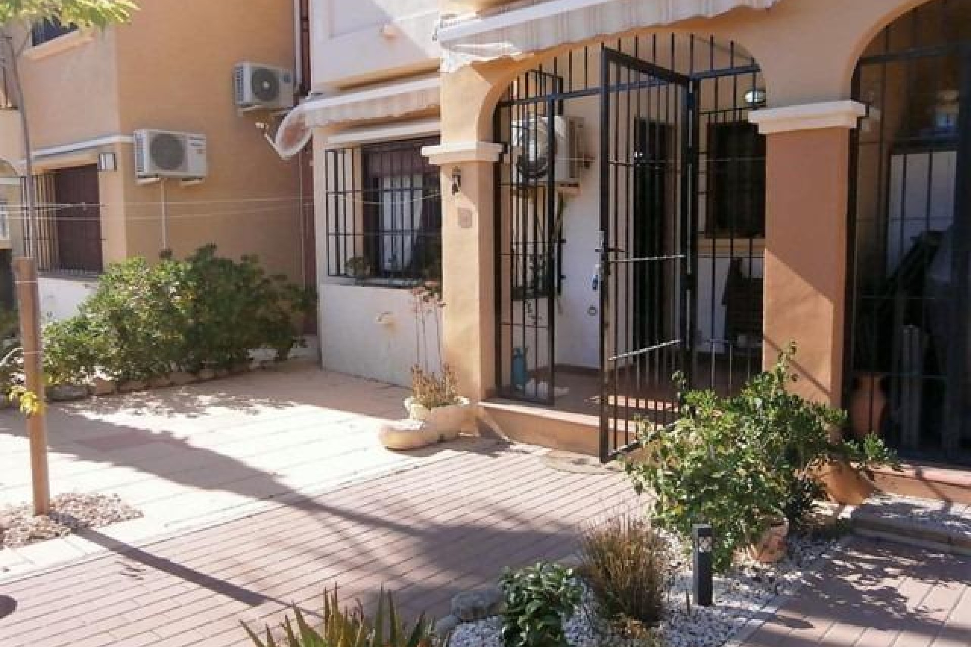 Återförsäljning - Bungalow - Torrevieja - Torretas