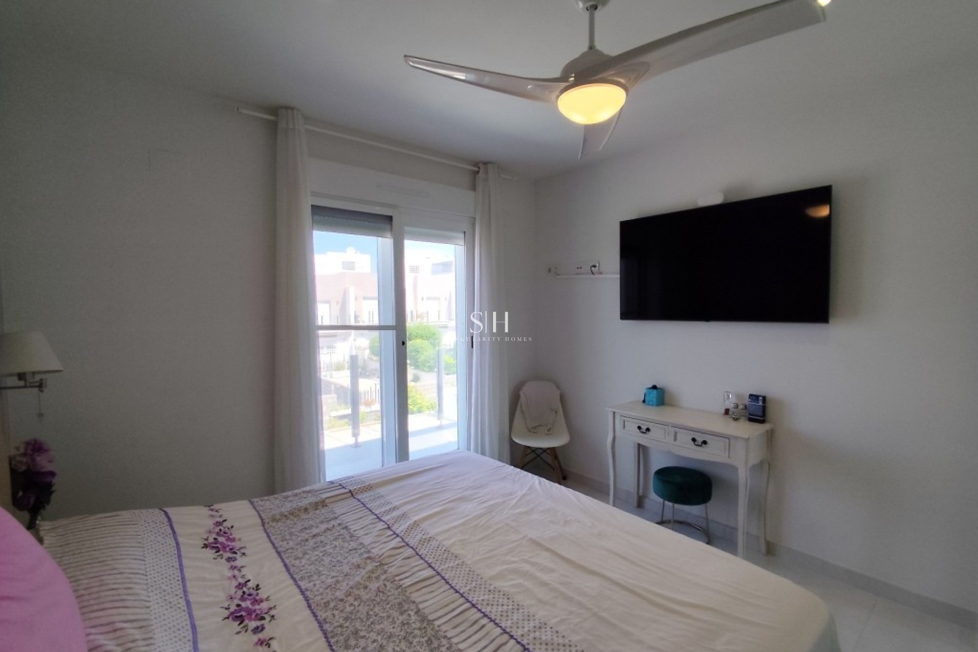 Återförsäljning - Corner townhouse - Torrevieja