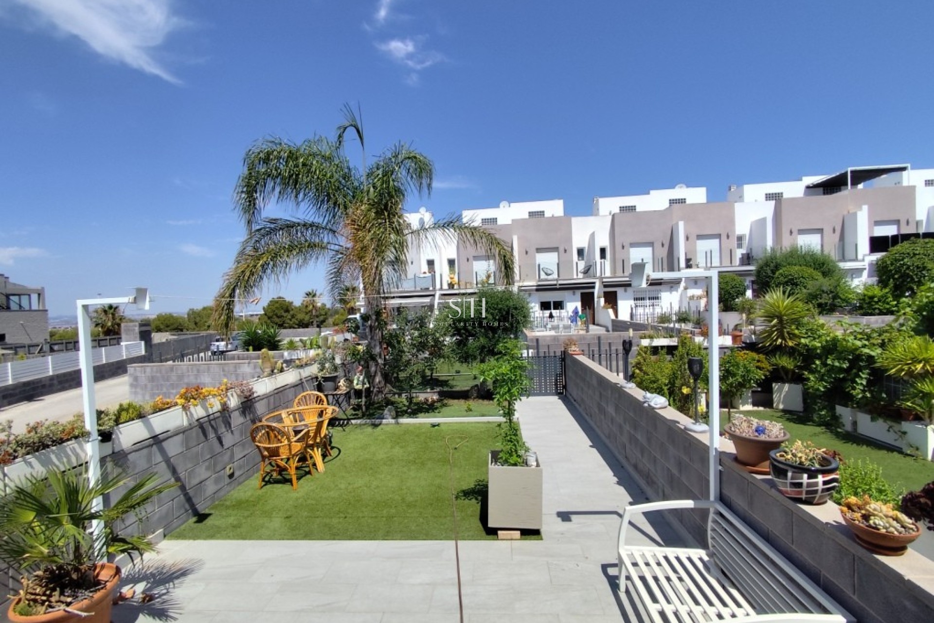 Återförsäljning - Corner townhouse - Torrevieja