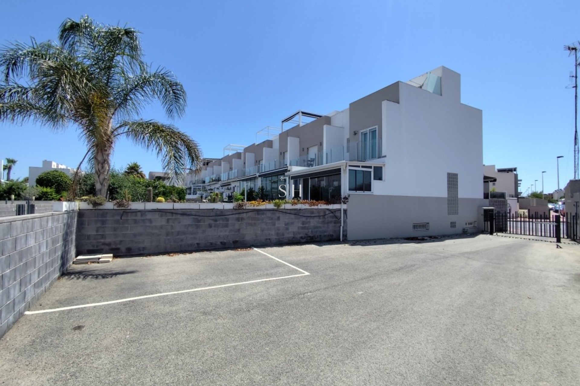 Återförsäljning - Corner townhouse - Torrevieja