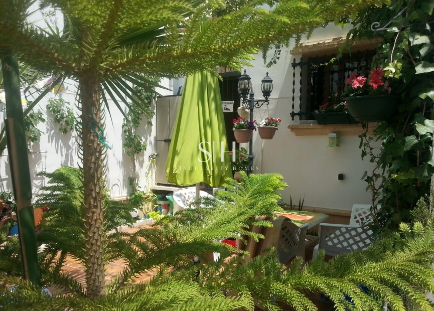 Återförsäljning - Hus - Orihuela Costa - PAU 8