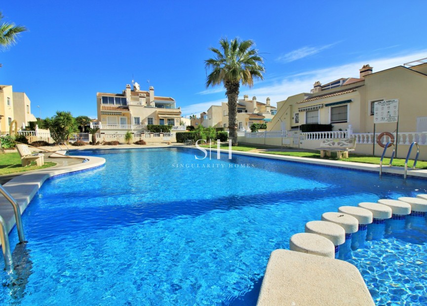 Återförsäljning - Hus - Orihuela Costa - Playa Flamenca